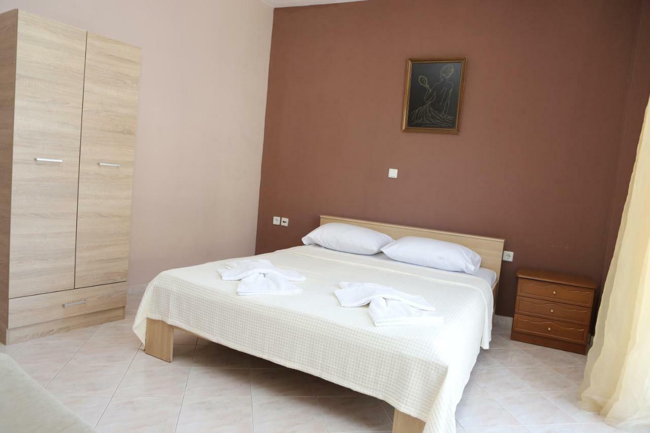 Ourania Luxury Apartment Keramoti  Exterior photo